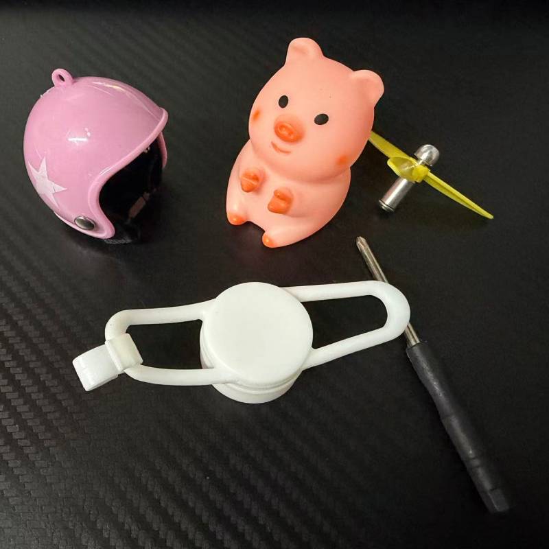 バイクの装飾品。ハンドルに取り付けるリアビューミラーの装飾品 - Motorcycle Helmets のレビューと価格